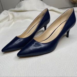 NINE WEST Navy Blue Pointy Toe Leather Pumps Size 11